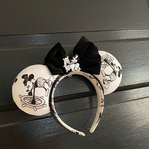 Disney Steamboat Willy Custom Minnie Mickey Mouse Ears